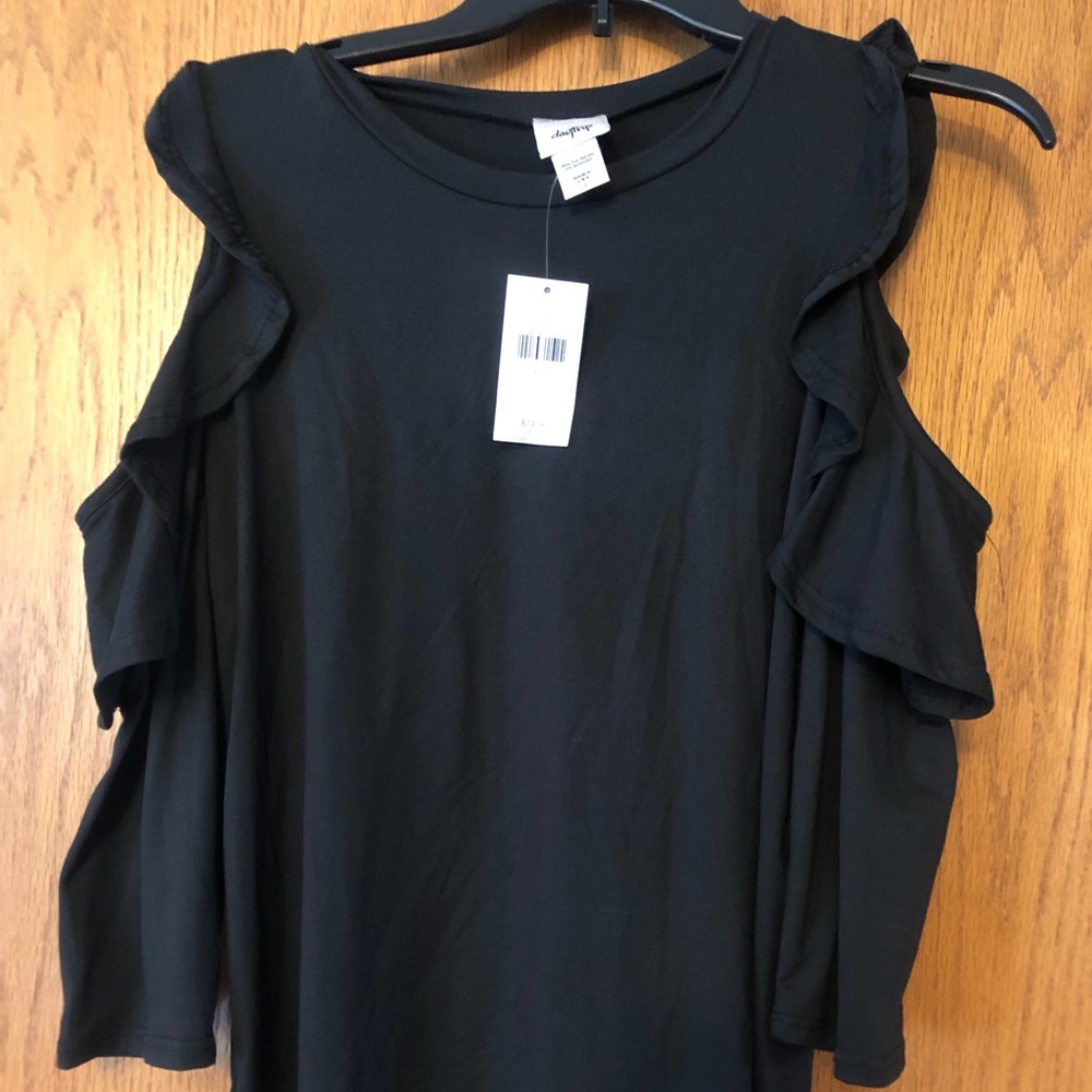 Daytrip off the shoulder3/4 sleeve top NEW
